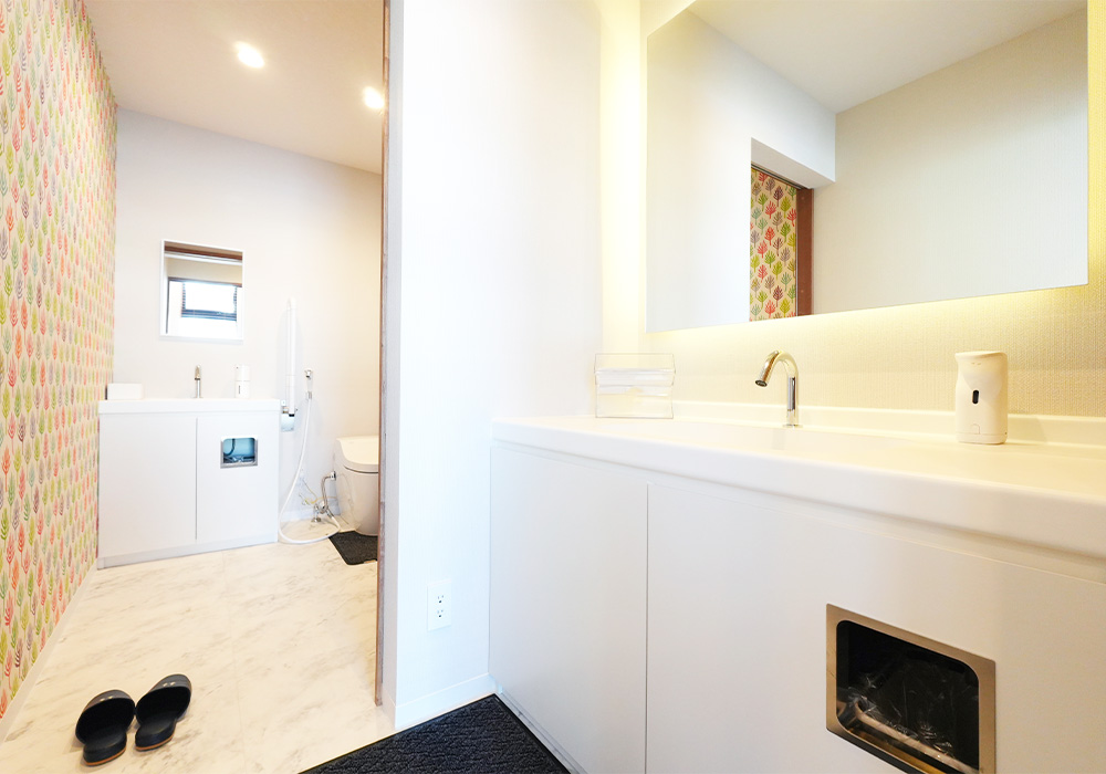 パウダールーム